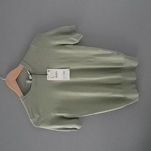 Zara short sleeve light green sweater size S NWT
